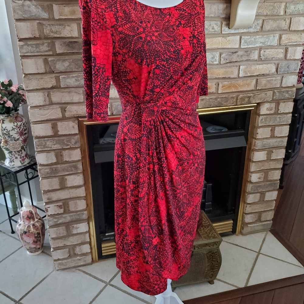 intro. Dress ๐ - Picture 3 of 8